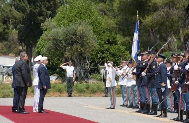Φωτό από την Επίσκεψη του Προέδρου της Ελληνικής Δημοκρατίας κ. Προκόπη Παυλόπουλου στο ΥΠΕΘΑ - Φωτογραφία 6