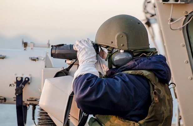 Γιατί στις ασκήσεις με πολεμικά πλοία και υποβρύχια φοράνε μάσκες και γάντια - Οι εικόνες από τις ασκήσεις του Πολεμικού Ναυτικού εντυπωσιάζουν - Φωτογραφία 4