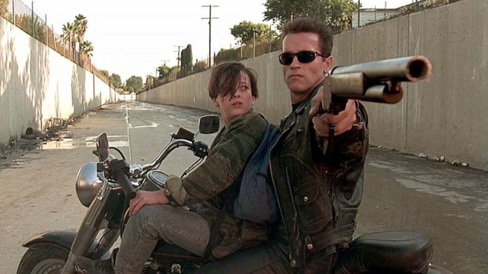 Στο «σφυρί» η εντυπωσιακή Harley που οδηγούσε ο Άρνολντ Σβαρτσενέγκερ στο «Terminator 2» - Φωτογραφία 1