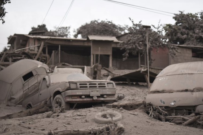 Γουατεμάλα: Στους 99 οι νεκροί - Οι αρχές είχαν προειδοποιηθεί επτά ώρες πριν την έκρηξη του ηφαιστείου [video] - Φωτογραφία 1