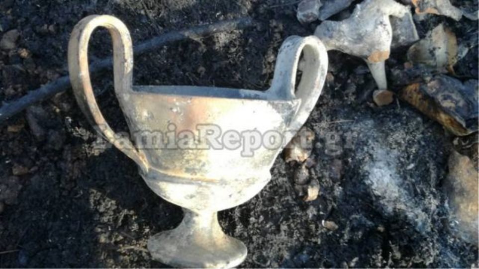 Φωτος: Πυρκαγιά αποκάλυψε κρυμμένο αρχαιολογικό θησαυρό στη Φθιώτιδα! - Φωτογραφία 1