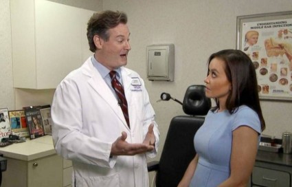 Απίστευτο: Δείτε πως κατάλαβε ο γιατρός οτι αυτή η γυναίκα έχει καρκίνο, χωρίς να την εξετάσει [photo+video] - Φωτογραφία 2