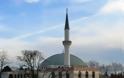 Η Αυστρία κλείνει τουρκικά τζαμιά και διώχνει ιμάμηδες