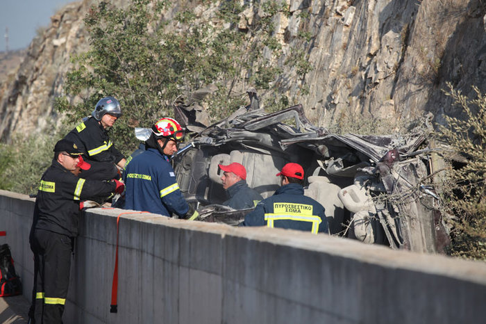 Πολύνεκρο τροχαίο στην Εγνατία Οδό κοντά στην Καβάλα [φωτό] - Φωτογραφία 5