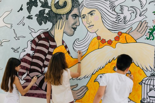 Στο Μενίδι έφτιαξαν ένα mural για τον μικρό Μάριο που σκοτώθηκε πέρυσι από αδέσποτη σφαίρα - Φωτογραφία 3