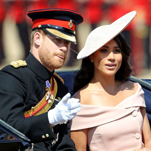 Meghan Markle: Η πρώτη της εμφάνιση στο μπαλκόνι του Buckingham! - Φωτογραφία 8