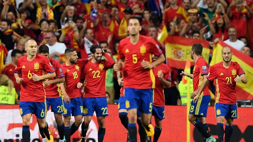 Χρυσώνονται οι παίκτες της εθνικής Ισπανίας για το Μουντιάλ - Φωτογραφία 1