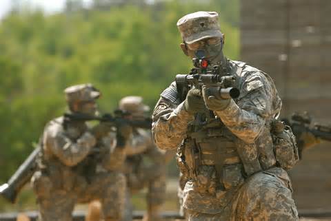 Rangers: Δείτε πώς γυμνάζονται στην ελίτ των ειδικών δυνάμεων του αμερικανικού στρατού! - Φωτογραφία 1