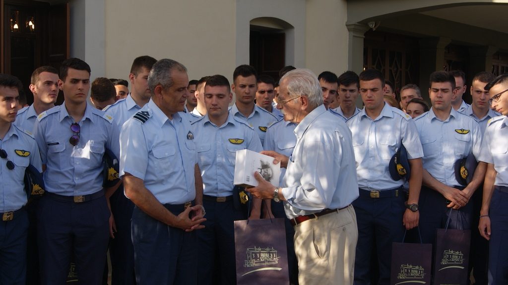 Επίσκεψη σπουδαστών IV τάξης της ΣΙ σε Μονάδες του Νομού Χανίων (8 ΦΩΤΟ) - Φωτογραφία 9