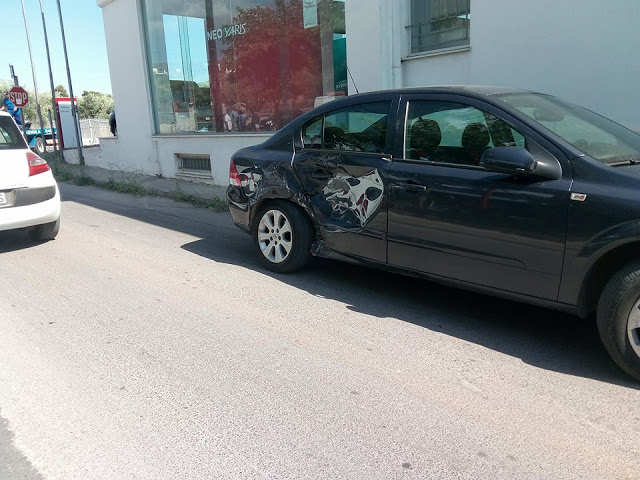 Τροχαίο στο δρόμο Χαλκίδας - Αρτάκης: Με αυτοκίνητο που οδηγούσε 66χρονος συγκρούστηκε η μηχανή του Δημήτρη Κορδώνη (ΦΩΤΟ) - Φωτογραφία 3