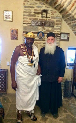 Αφρικανός βασιλιάς τοπικής φυλής βαπτίστηκε Χριστιανός στο Άγιον Όρος - Φωτογραφία 1