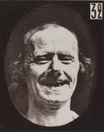 Έρευνα του 1862 δείχνει πως ξεχωρίζει το ψεύτικο χαμόγελο - Φωτογραφία 3