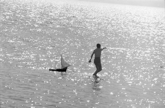 Ανέμελο Ελληνικό καλοκαίρι στην Πάρο του 1971. - Φωτογραφία 1
