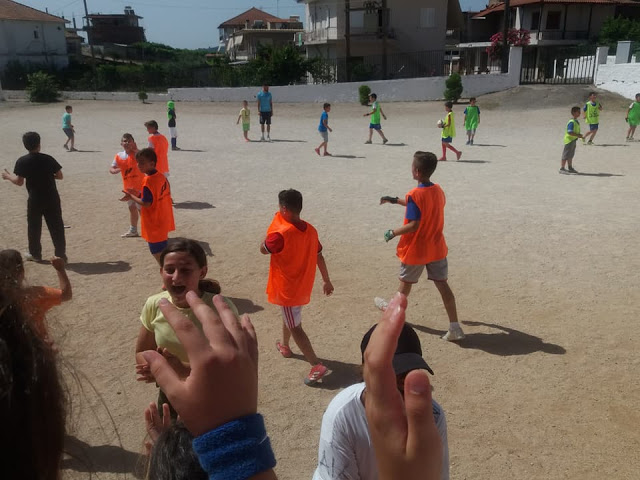 Με επιτυχία ο Ποδοσφαιρικός αγώνας μεταξύ Ε' και ΣΤ' τάξης του Δημοτικού Σχολείου Κατούνας - Κοντά στους μαθητές ο Δημήτρης Χαντάκιας του Παναιτωλικού! (ΦΩΤΟ) - Φωτογραφία 14