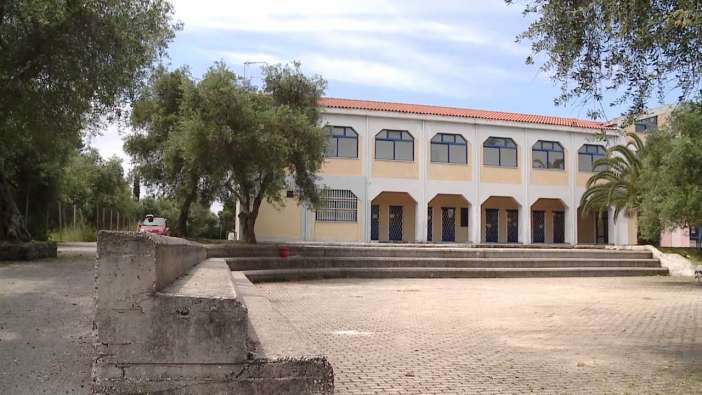 ΕΛΜΕ Κέρκυρας: Ξεκίνησαν οι περικοπές τμημάτων - Το Μουσικό Σχολείο το πρώτο θύμα - Φωτογραφία 1