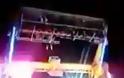 Βίντεο-σοκ από το λούνα παρκ του θανάτου: Άνοιξαν οι μπάρες ασφαλείας και έπεσαν από τα 10 μέτρα