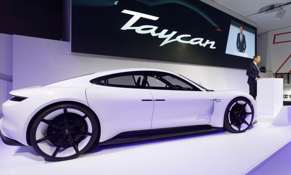 Porsche Taycan: Το πρώτο ηλεκτρικό μοντέλο της εταιρείας - Φωτογραφία 2
