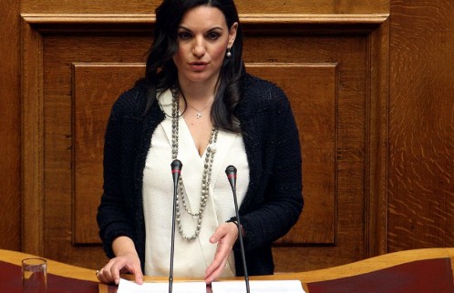 Όλγα Κεφαλογιάννη στη Βουλή: «Συμφωνία ναι, ήττα όχι» - Φωτογραφία 1