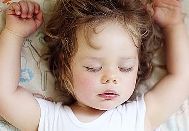 Πώς να βάλετε το παιδί για ύπνο χωρίς κλάματα - Φωτογραφία 1