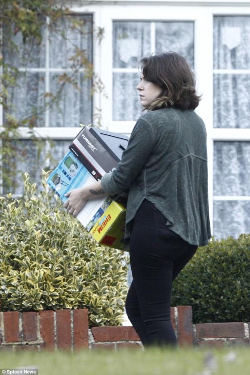 Η σπάνια περίπτωση της κόρης του Τομ Κρουζ που δεν θέλει με τίποτα να ζήσει σαν.... - Φωτογραφία 2