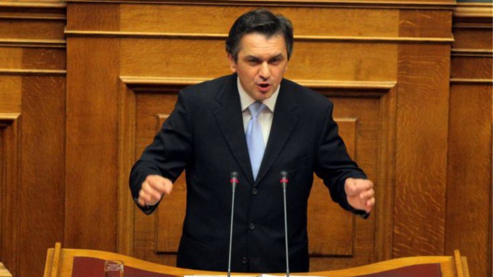 Κασαπίδης: Oι βουλευτές του ΣΥΡΙΖΑ διαπράττουν εσχάτη προδοσία - Φωτογραφία 1