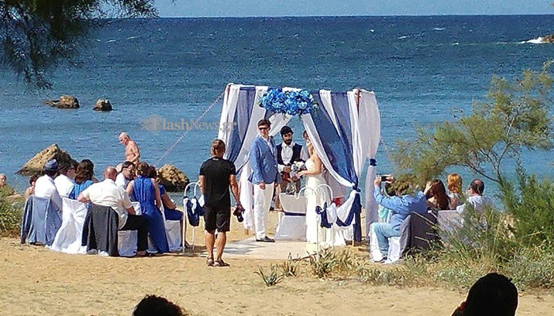 Σήμερα γάμος γίνεται σε... παραλία των Χανιών! [photos+video] - Φωτογραφία 3