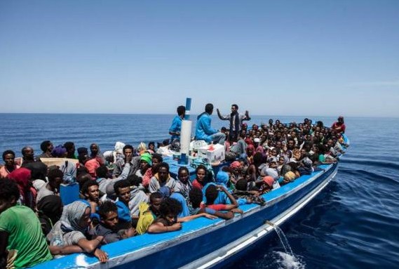 Διώχνει και πάλι πλοία με μετανάστες η Ιταλία - Φωτογραφία 1
