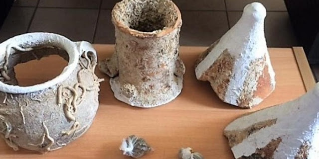 Σύλληψη για παράνομη κατοχή αρχαίων στην Λευκάδα - Φωτογραφία 2