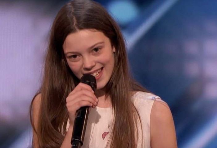 Η απίστευτη ερμηνεία μίας 13χρονης στο America's Got Talent που τρέλανε τους κριτές! [video] - Φωτογραφία 1