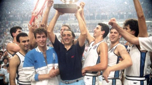 Πέθανε Κώστας Πολίτης, ο προπονητής του Eurobasket 87 - Πένθος στο ελληνικό μπάσκετ - Φωτογραφία 1