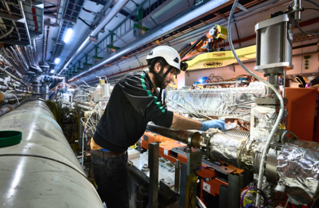 CERN:Eργασίες αναβάθμισης του LHC - Φωτογραφία 1