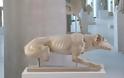 Η Ακρόπολη μας εκπλήσσει! Βρέθηκε γλυπτό σκύλου από το 520 π.Χ. νοτίως του Παρθενώνα [εικόνα] - Φωτογραφία 2