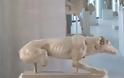 Σημαντικό εύρημα στην Ακρόπολη: Βρέθηκε γλυπτό σκύλου από το 520 π.Χ. κοντά στον Παρθενώνα [photo] - Φωτογραφία 2