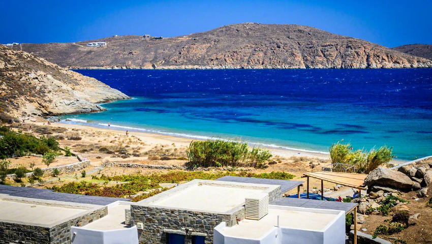 Το ελληνικό νησί που «μάγεψε» τον Guardian: «Είναι τόσο άγριο σαν ένας θησαυρός στον χάρτη»… - Φωτογραφία 1