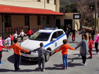 Περισσότεροι από 17.000 μαθητές και φοιτητές παρακολούθησαν τις ενημερωτικές δράσεις της ΕΛ.ΑΣ στη Δυτική Ελλάδα - Φωτογραφία 2