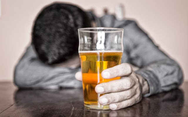 Ποια είναι η σχέση του αλκοόλ με τον καρκίνο - Φωτογραφία 1