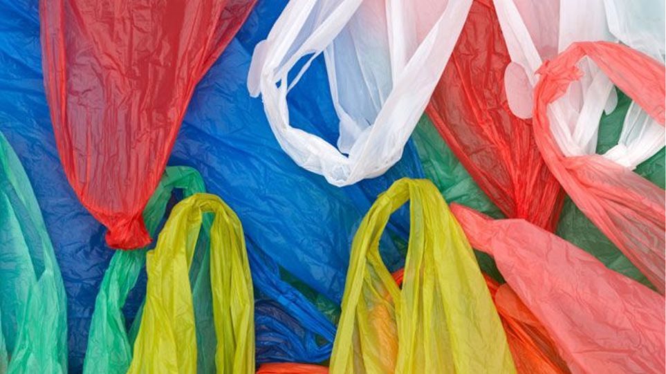 Κατά 75% μειώθηκε η κατανάλωση πλαστικής σακούλας σε σούπερ μάρκετ - Φωτογραφία 1