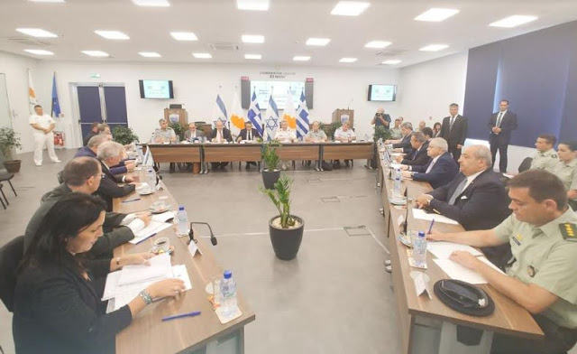 Δήλωση ΥΕΘΑ Πάνου Καμμένου μετά την ολοκλήρωση της 2ης τριμερούς συνάντησης των Υπουργών Άμυνας Ελλάδας, Κύπρου και Ισραήλ στην Κύπρο - Φωτογραφία 7