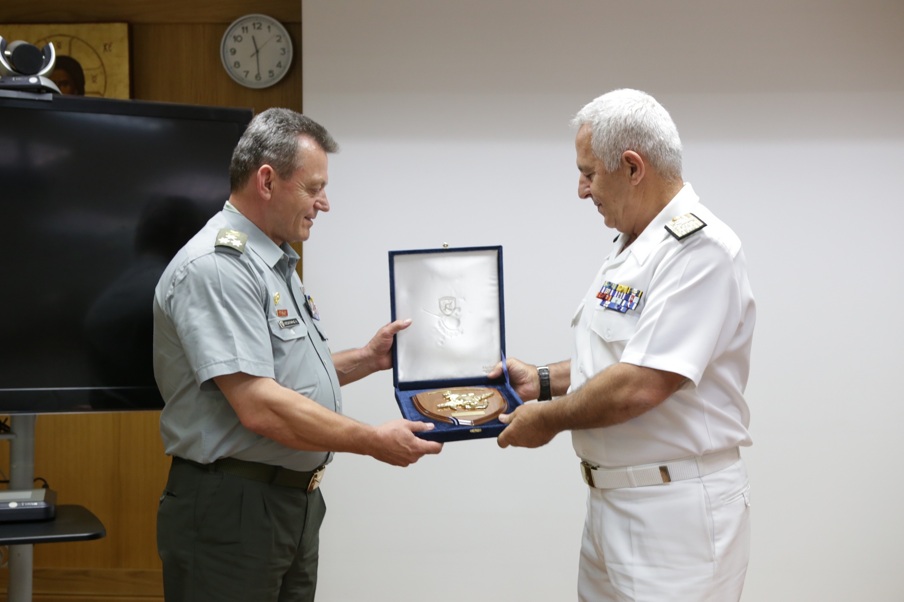 Κύπρος: Επίσκεψη του αρχηγού ΓΕΕΘΑ στο Γενικό Επιτελείο Εθνικής Φρουράς - Φωτογραφία 4