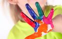 Πώς να μάθετε σε ένα τρίχρονο παιδί τα χρώματα