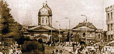 19 Ιουνίου 1987 - Οι κομμουνιστές γκρεμίζουν τον ναό της Αγίας Παρασκευής στο Βουκουρέστι - Φωτογραφία 3