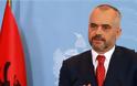 «Άνοιγμα» του Αλβανού Πρωθυπουργού στους Βορειοηπειρώτες - Άκουσε τα εξ αμάξης στα...ελληνικά [Video]