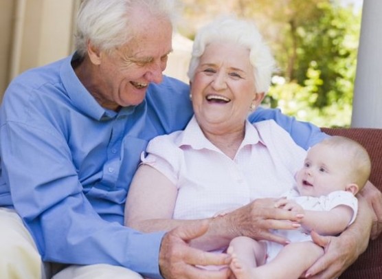 21 λόγοι για τους οποίους τα παιδιά λατρεύουν τον παππού και τη γιαγιά - Φωτογραφία 1