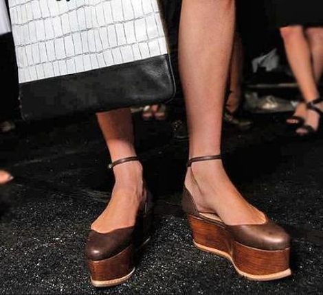 Αυτά είναι τα  παπούτσια -που θεωρούνται η τελευταία λέξη της μόδας- είναι άκρως επικίνδυνα για την υγεία - Φωτογραφία 4