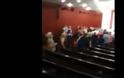 Παρέμβαση νεαρών πατριωτών .Τραγούδησαν το «Μακεδονία Ξακουστή» στην εκδήλωση του ΣΥΡΙΖΑ για το Σκοπιανό [Βίντεο]