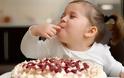 Ολοένα και περισσότερα παιδιά καταναλώνουν υπερβολική ποσότητα ζάχαρης πριν ακόμη γιορτάσουν τα πρώτα τους γενέθλια!