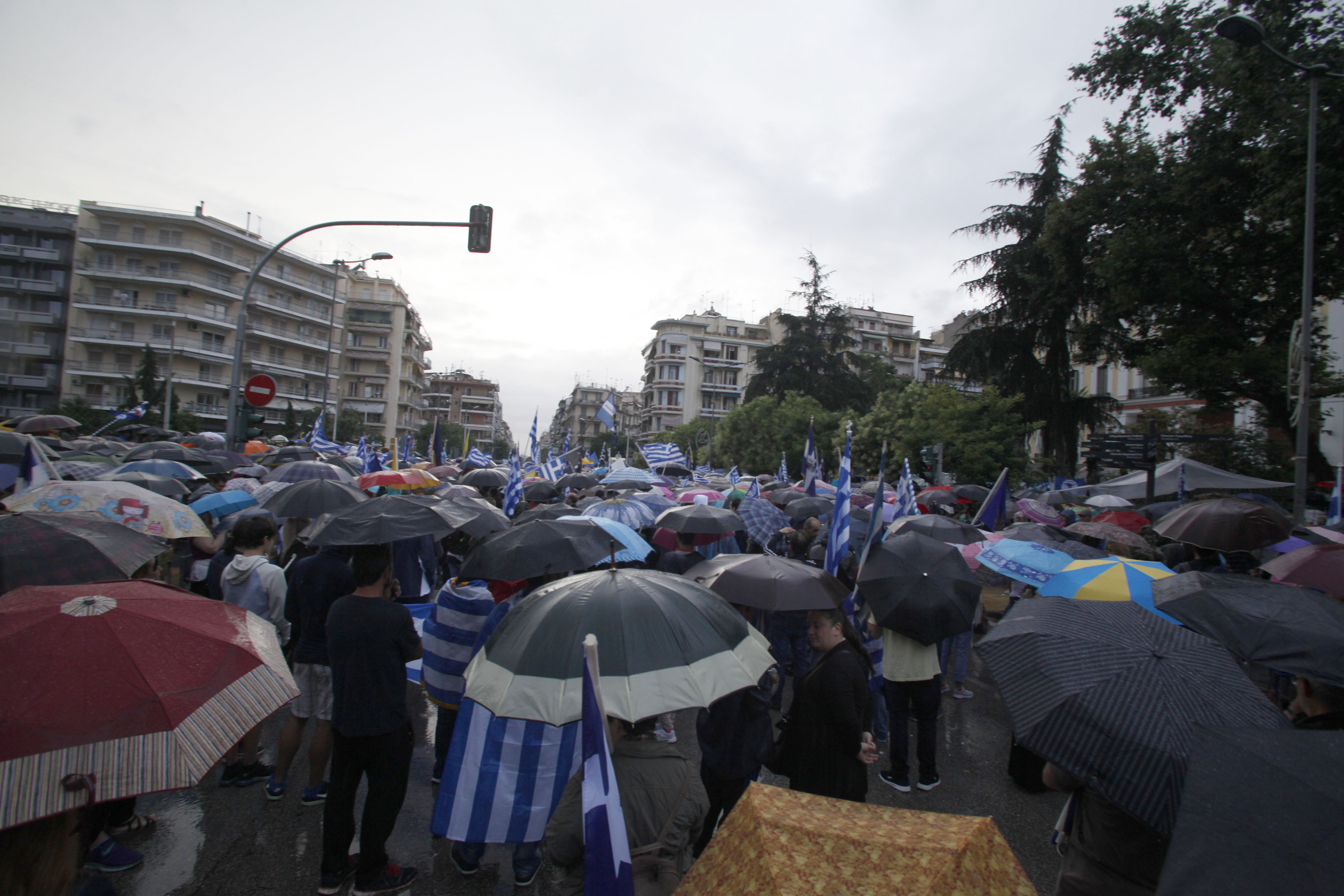 Συλλαλητήριο για τη Μακεδονία στη Θεσσαλονίκη - Φωτογραφία 3