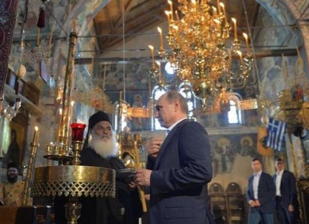 Συγκλονιστικό βίντεο: Ο Πούτιν μετά από ένα θαύμα που έζησε δεν βγάζει τον σταυρό από πάνω του - Δείτε τι λέει ο ίδιος! - Φωτογραφία 1
