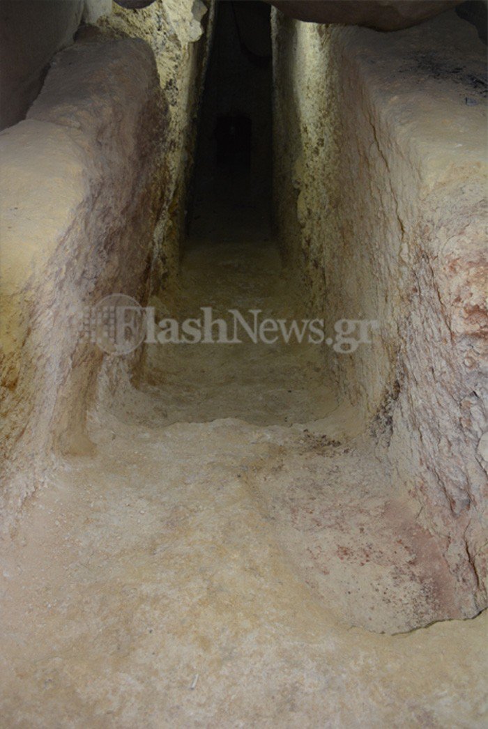 Δεν θα πιστεύετε τι βρίσκεται στο υπόγειο αυτής της πολυκατοικίας στα Χανιά... [photos+video] - Φωτογραφία 2
