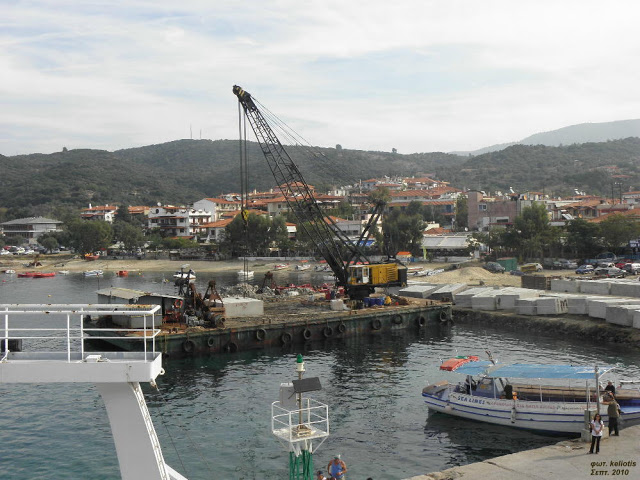 10815 - Έργα στο λιμάνι της Ουρανούπολης, την πύλη εισόδου του Αγίου Όρους - Φωτογραφία 2